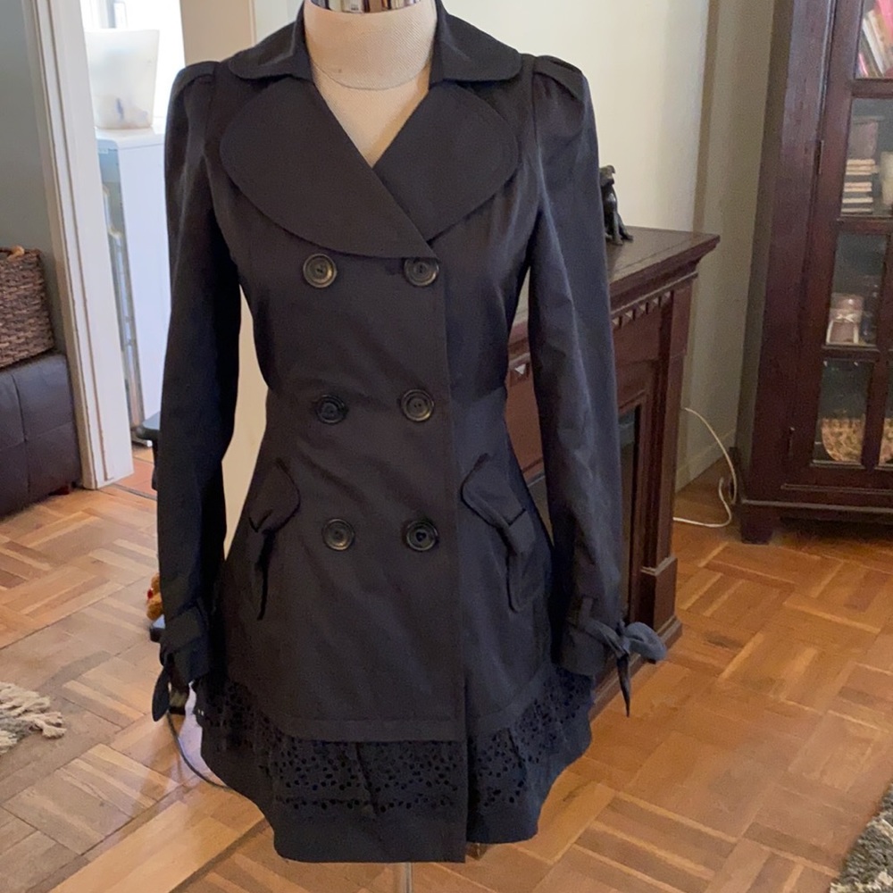 Betsey Johnson coat/rain coat with pockets and great heart buttons